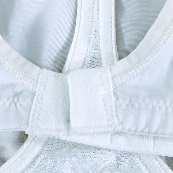 Nike Balance Deadstock White Sport Bra - Picture 8 of 13